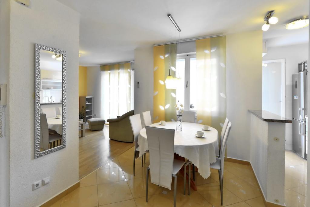 Cozy Beach Apartment Split Buitenkant foto