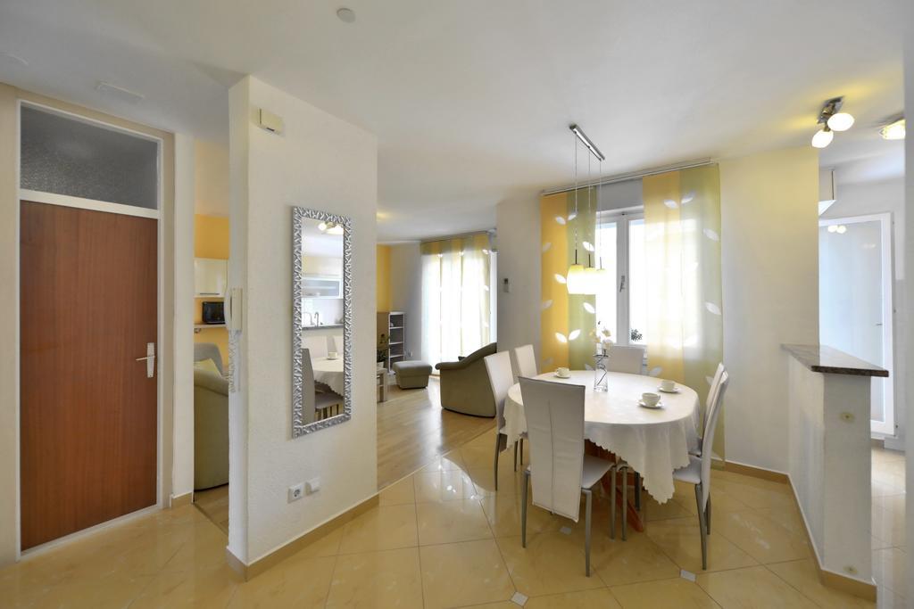 Cozy Beach Apartment Split Buitenkant foto